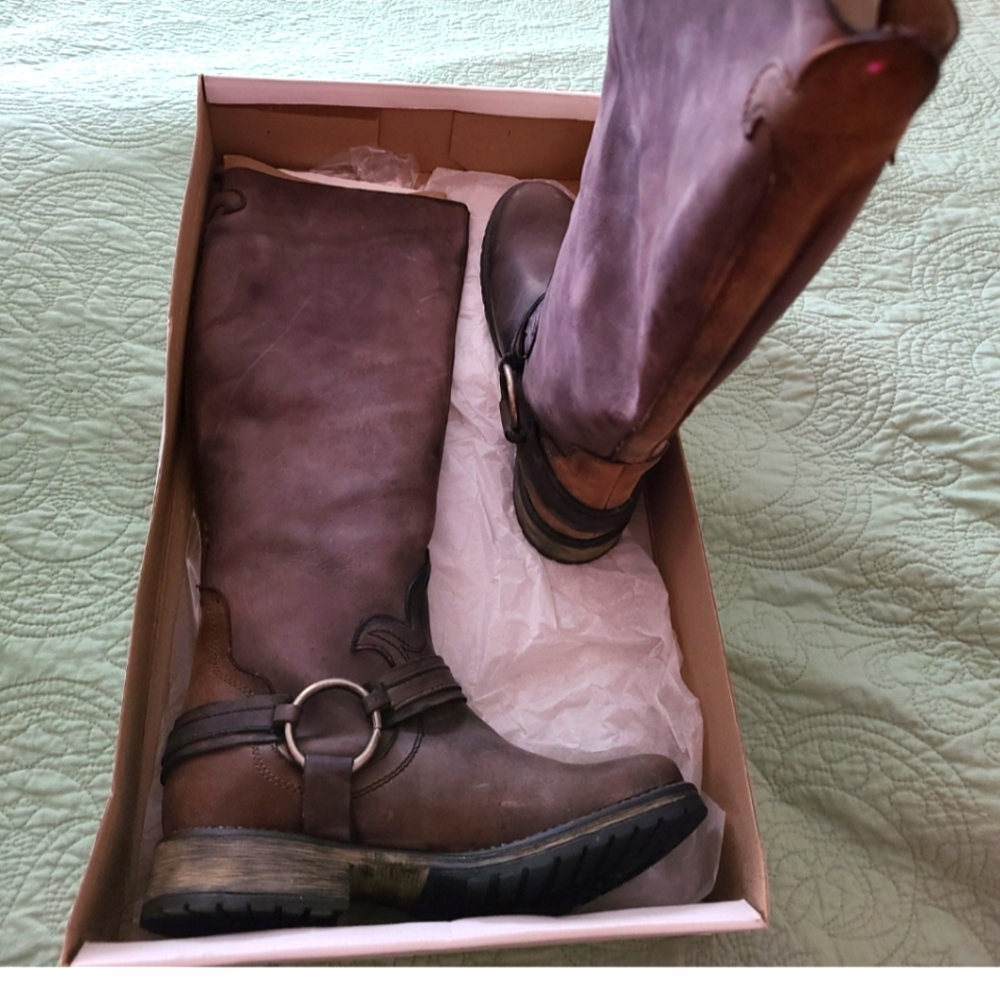 Steve Madden riding leather boots
